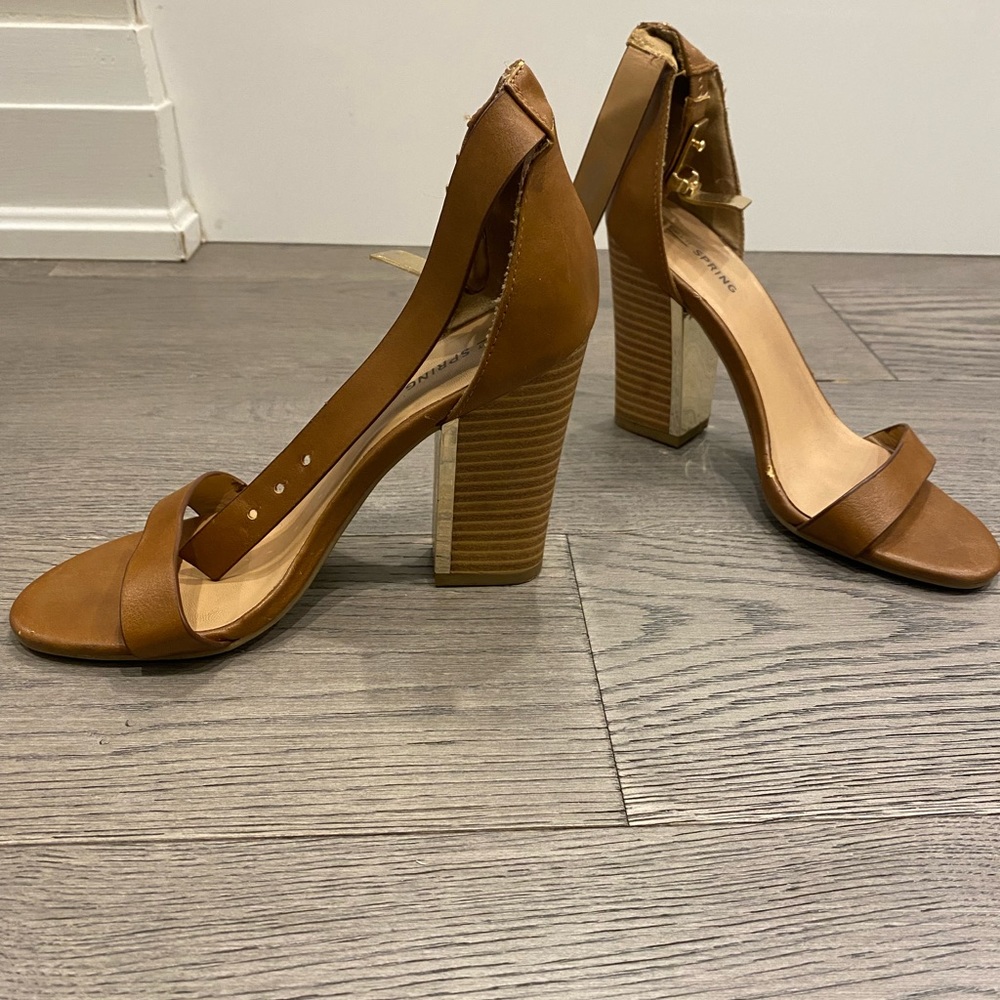 Brown heels - Size US 6.5